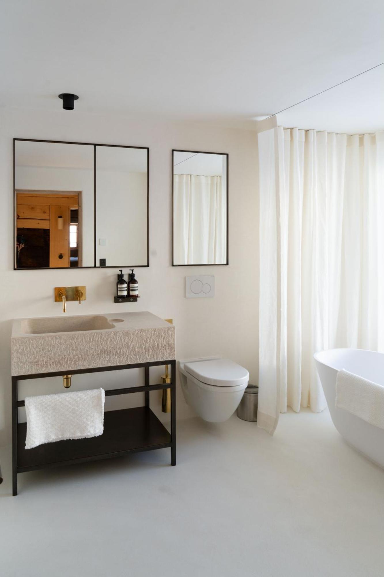 Hotel Almhof Schneider Lech am Arlberg Rom bilde